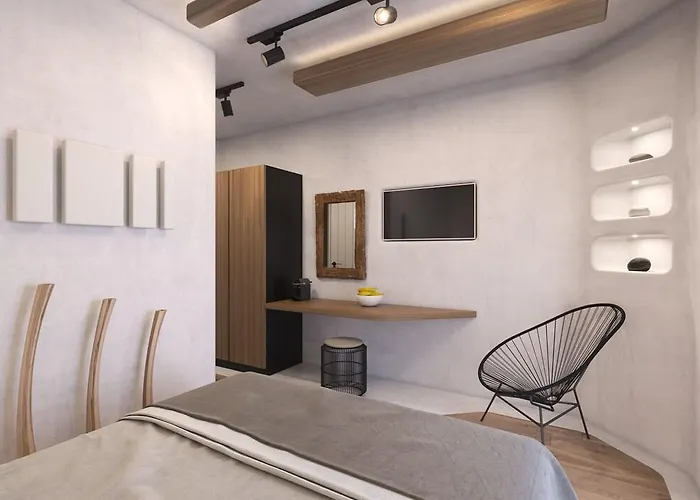 3 Elements By Stylish Oia