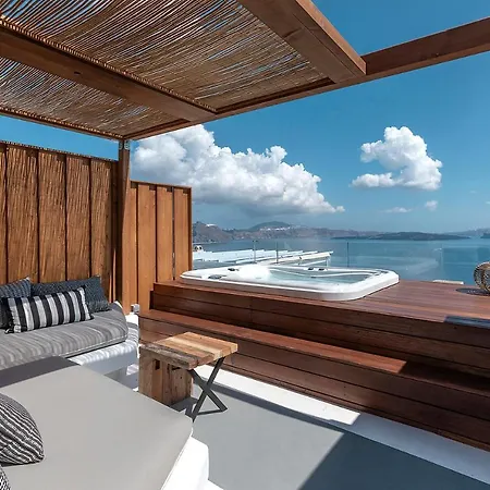 3 Elements By Stylish * Oia (Santorini)