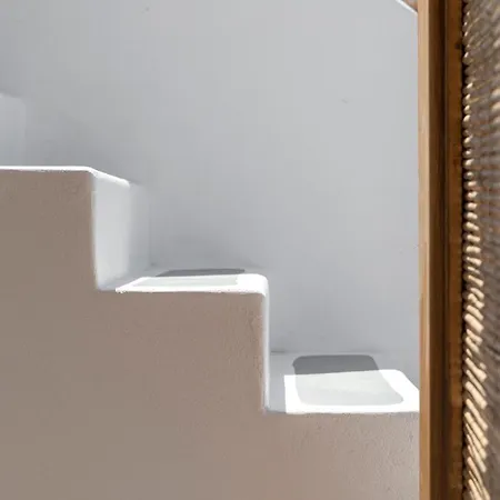 3 Elements By Stylish Apartment *